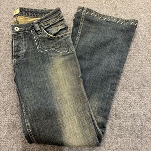 Antik Women’s Bootcut Western Style  Jeans with White Stitching Accents. Size 30
